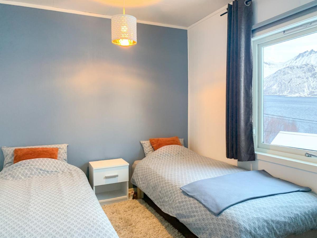 Segla Guesthouse - With View Of Fjord Fjordgard ภายนอก รูปภาพ
