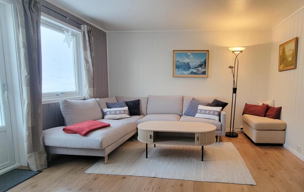 Segla Guesthouse - With View Of Fjord Fjordgard ภายนอก รูปภาพ